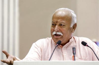Amid Concerns Over NRC, Mohan Bhagwat Says Not a Single Hindu will Have to Leave Country