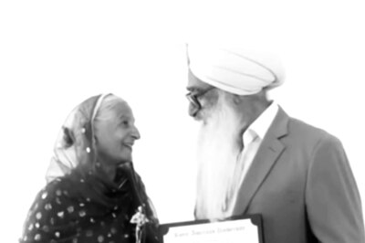 WATCH: Desi Grandpa Gets Honorary Doctorate at 75, Celebrates With Wholesome Photoshoot