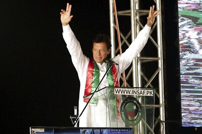 Pakistan to Elect New Prime Minister on July 25, Imran Khan Pads Up to Face Sharif's Party