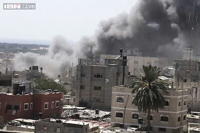 A week on, Gaza war takes on deadly routine despite calls for truce