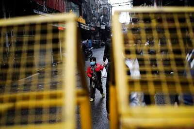 News18 Afternoon Digest: Work from Home for Pvt Offices, Bars & Restaurants Shut as Delhi Tightens Curbs Amid Covid Spike & Other Stories