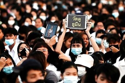 Thai police arrest four more anti-government protesters