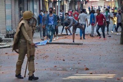 Two Killed in Fresh Clashes in Kashmir, Death Toll Mounts to 78