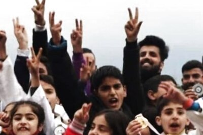 I am Wajahat Farooq Bhat. Once a Stone Pelter, I Now Work for a Better Future for Kashmir’s Youth