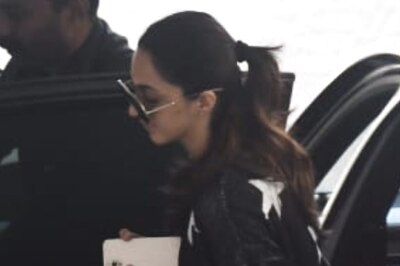 Kiara Advani Heads To Sidharth Malhotra's Home With Big Bag Amid Wedding Rumours, See Pics