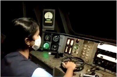 Oxygen Express Piloted By 'All Female Crew' Brings 120 Tonne Oxygen To Bengaluru From Jamshedpur