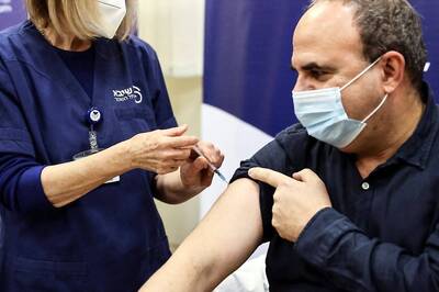 Israel 'Leads The Way' With Fourth Covid Jabs for Vulnerable