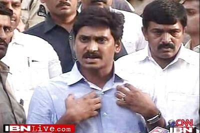 CBI court issues summons to AP Home Minister