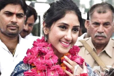 Congress MLA Aditi Singh Writes to CM Yogi, Demands Reinstating Shopkeepers in UP's Raebareli