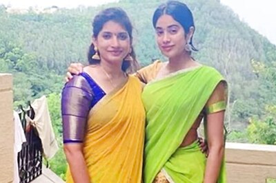 Janhvi Kapoor Visits Tirumala Temple With Rumoured Boyfriend Shikhar Pahariya