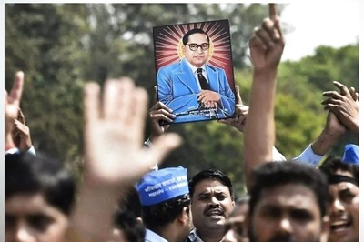 Huge Turnout Expected at Dadar's Chaityabhoomi for Ambedkar Death Anniversary; Protest Planned Over Renaming Station | Updates