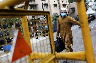 FIR Registered Against Two Jamaat Attendees for Allegedly Defecating In front of Quarantine Room at Narela Centre