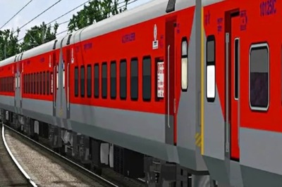 Indian Railways’ 100% Electrification Goal On Track, Working on Long-Term Low Carbon Roadmap