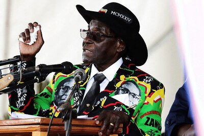 Slumped And Mumbling, 93-year-old Mugabe Denies Zimbabwe is 'Fragile'