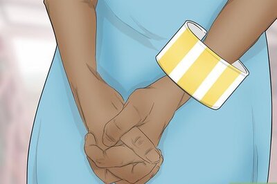 How to Wear Bracelets