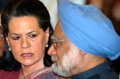 AMU to confer doctorate on Manmohan, Sonia