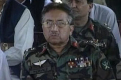 Mush blames CJ for Pak violence