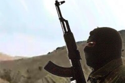 Militants attack passenger train in Assam, 1 killed