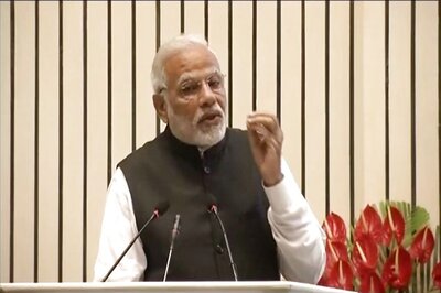 Narendra Modi at FICCI LIVE: UPA Govt Forced Banks to Dole Out Huge Loans to Industrialists, Says PM
