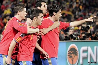 Villa's brace helps Spain beat Honduras