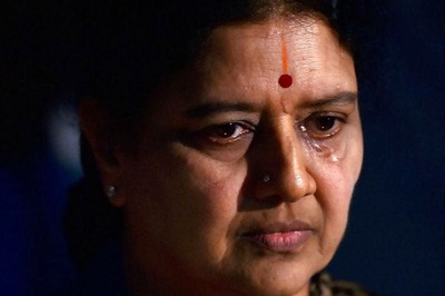 With Dinakaran Too Behind Bars, Sasikala Stares at a Bleak Future