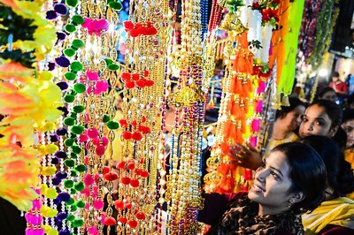 Urban India Likely to Spend Rs 1.85 Lakh Crore During Festive Season 2024 on Shopping: LocalCircles Survey