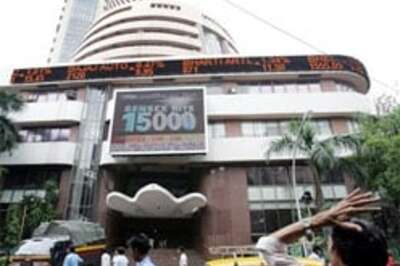 Sensex bounces back, opens on a strong note