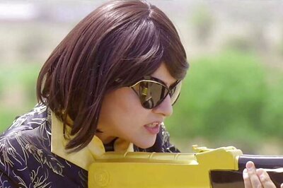 Now, Haryana Police Issues Lookout Notice for Honeypreet Insan