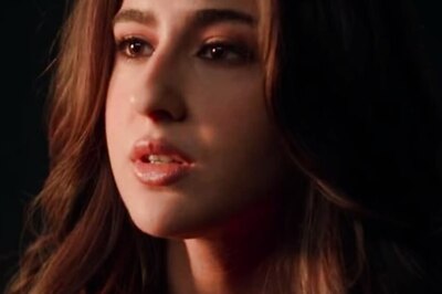 Sara Ali Khan's 'Poetic' Promo For 'Gaslight' Roasted, Twitter Calls it 'Poetry Ka Khoon'