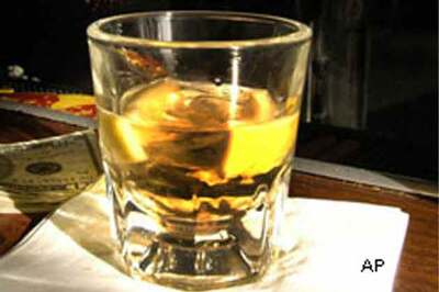 A peg or two can help you live longer: Report