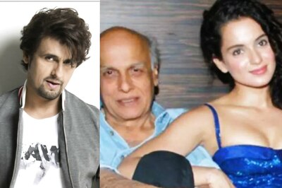 Sonu Nigam Says He Believes Kangana Ranaut's Claims That Mahesh Bhatt Threw a Slipper At Her