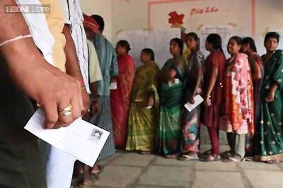 WB: Repolling underway at a booth in Bishnupur constituency