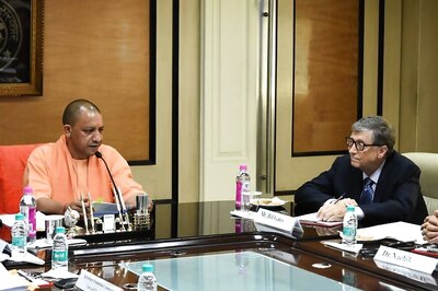 Bill Gates Meets Yogi Adityanath, Discusses Sanitation Issues