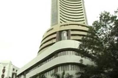 Mkts crash on weak global cues; Sensex below 8500