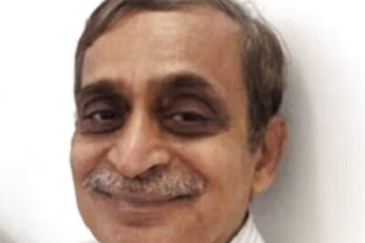 Veteran Marathi Actor Satish Joshi Dies Mid-performance On Stage