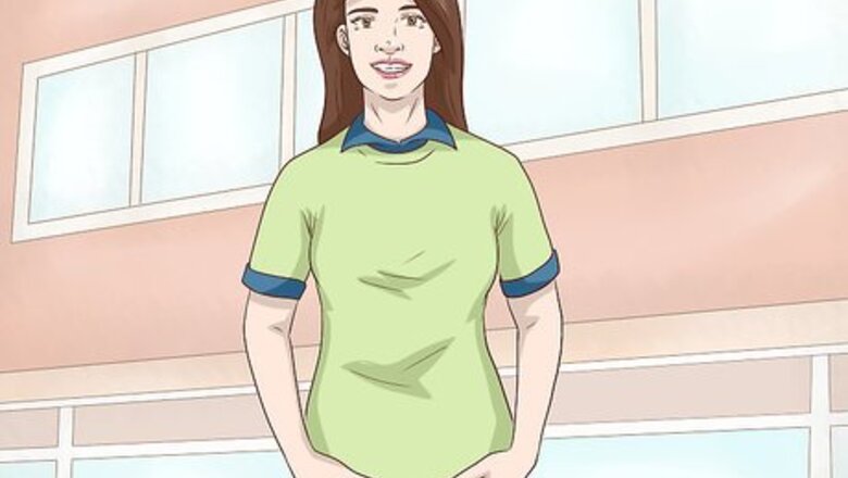 How to Dress Up a T‐Shirt