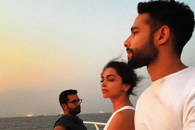 Deepika Padukone Enjoys Magical Sunset with Co-star Siddhant Chaturvedi, See Pics
