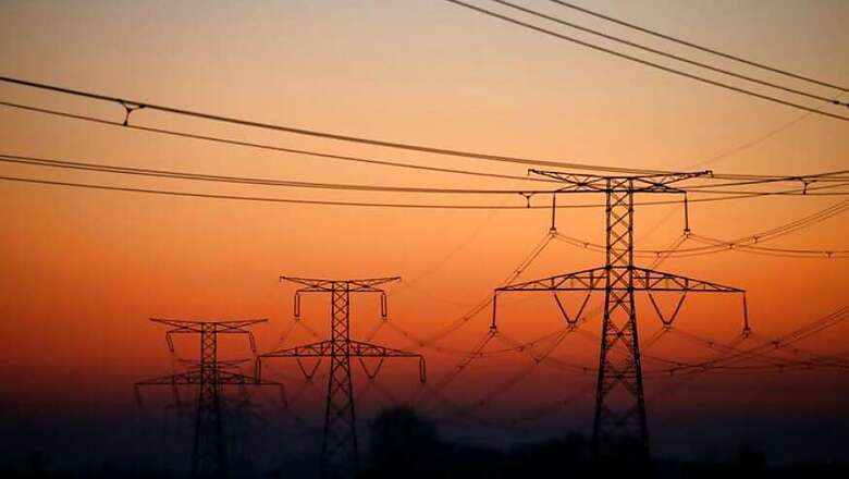 Capital's Peak Power Demand Crosses 6,000 MW-mark as Delhiites Brave Sultry Weather