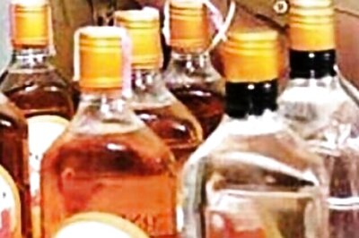 Relief for Kerala bar owners, 250 hotel bars allowed to function for a month