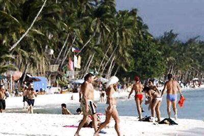 6.2-magnitude quake rocks Manila