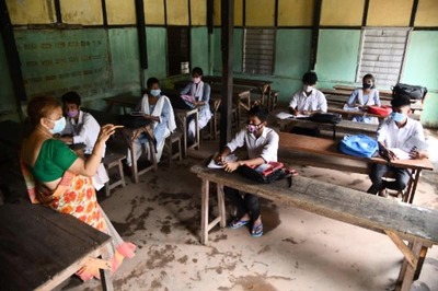 Centre Allows State Govts to Decide on Reopening Schools and Colleges after Oct 15 in Phased Manner