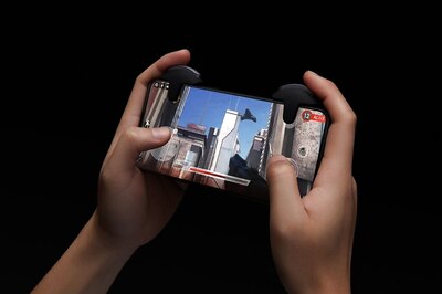 OnePlus Launches No-Frills Gaming Triggers for Android and iOS Phones in India, Priced at Rs 1,099