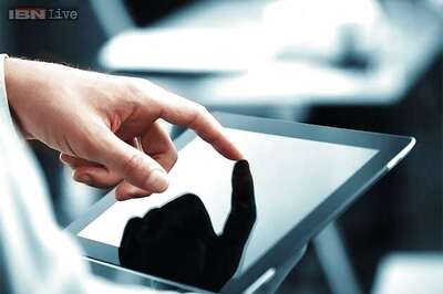 Tablet sales show more signs of cooling: Surveys