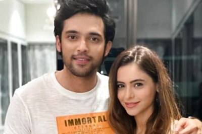 Aamna Sharif Shares Pic with Parth Samthaan, Karishma Tanna and Uday Tikekar