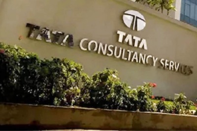 TCS Declares Final Dividend at Rs 22/share; Should Investors Buy the IT Stock?