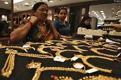 Gold futures regain Rs 30,000 level on global cues, up 3.56 per cent