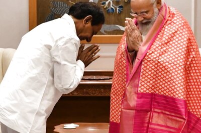 Telangana CM KCR Meets PM Modi, Seeks Centre's Support for Development Schemes