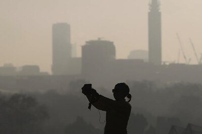 Pakistani man dies while attempting selfie with moving train