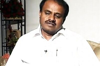 Reddys, ex-CM throw muck at each other