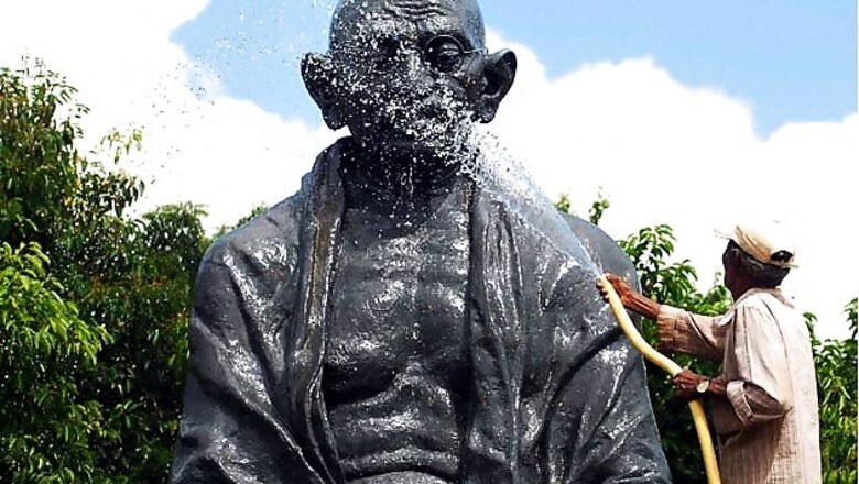 HP: Mahatma Gandhi statue desecrated in Shimla